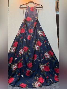 LuLu’s Floral Navy Maxi Dress with Red Rose Print NWT